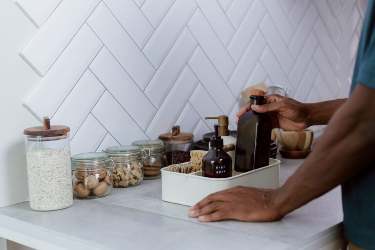 Cómo mantener las encimeras de tu cocina libres de desorden