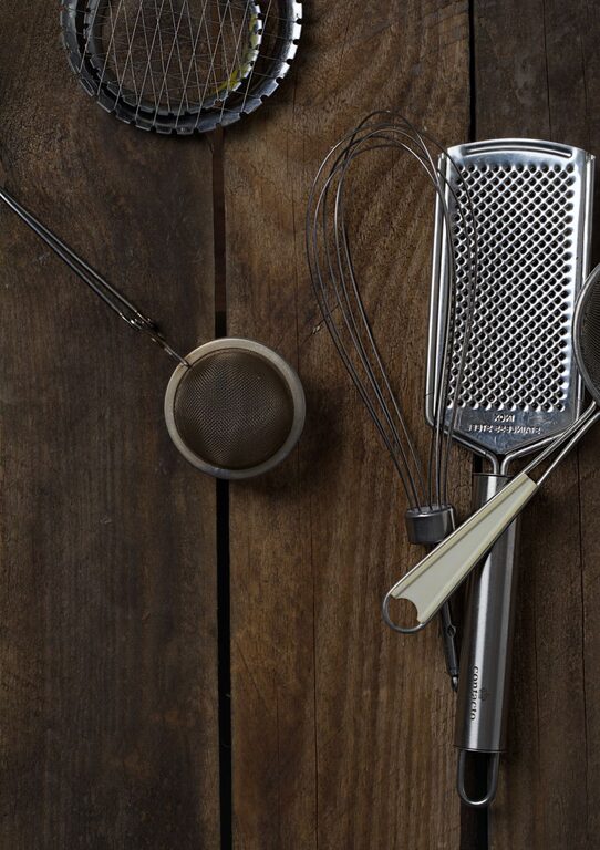 Herramientas Esenciales para Optimizar una Cocina Pequeña
